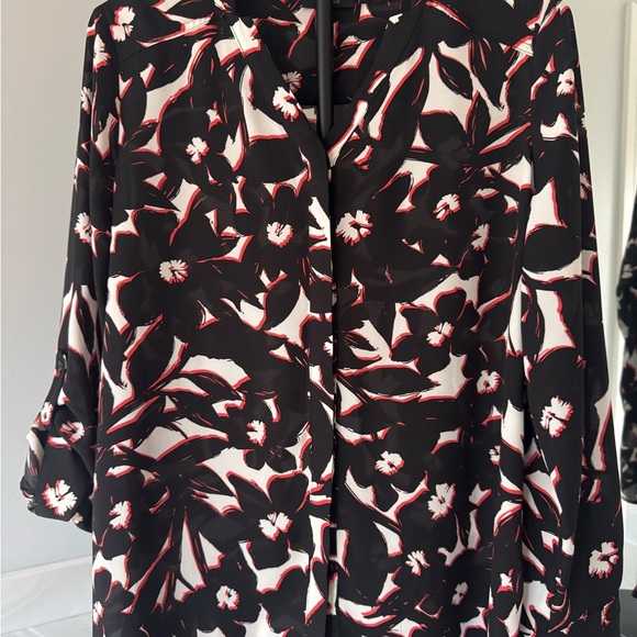 Apt. 9 Woman's Black White Red Abstract Semi Sheer Blouse US PL - Picture 7 of 12